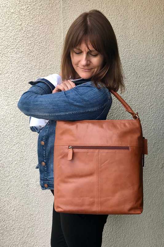 Five Reasons Why You will Love Your Rowallan Leather Bag!