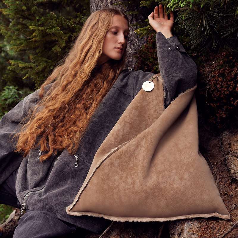 Alex Max Faux Sheepskin Slouch Bag Kakhi BO320 on model