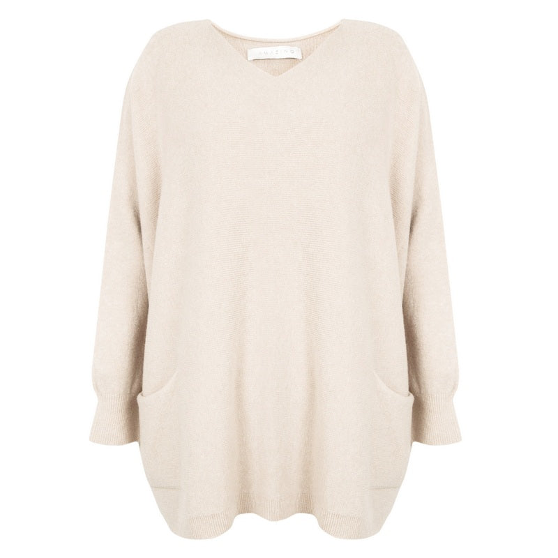 Amazing Woman Caryf X 2 Pockets Oversized Jumper Cream front