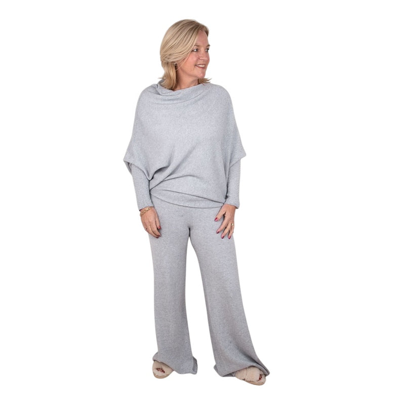Amazing Woman Clothing Emilie Asymmetric Jumper in Silver Grey EMILIE-SILVR020 model
