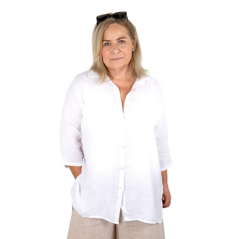 Amazing Woman Finty Oversized Linen Shirt in White on model