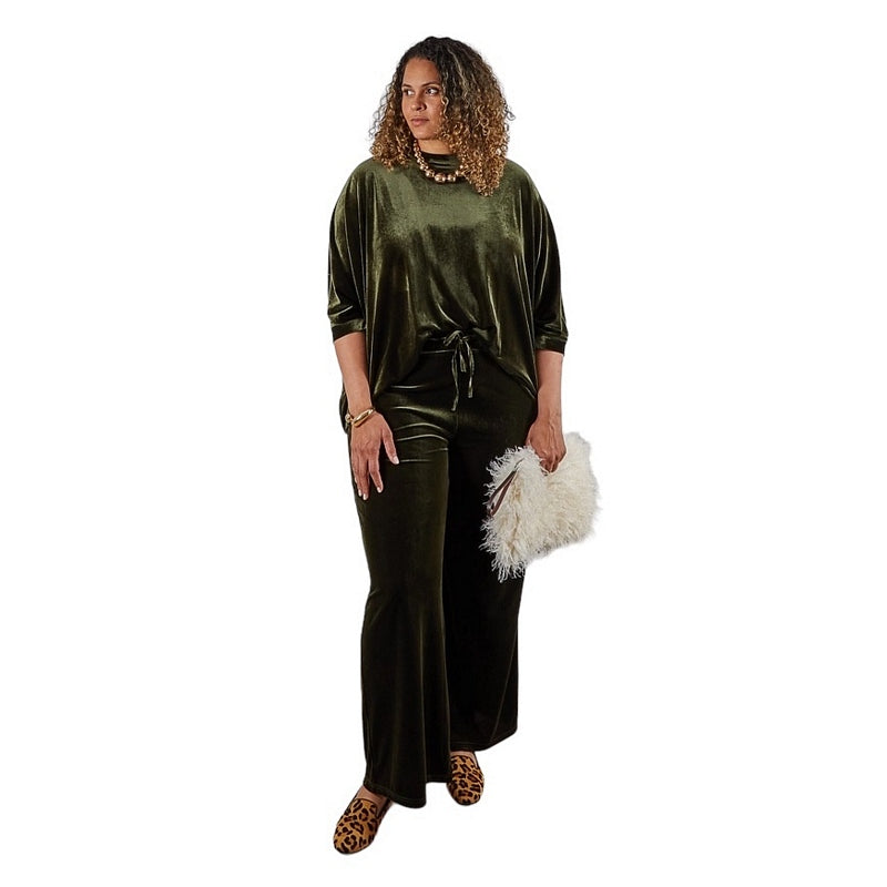Chalk Clothing Erin Top Pine Green One Size on model 1 front