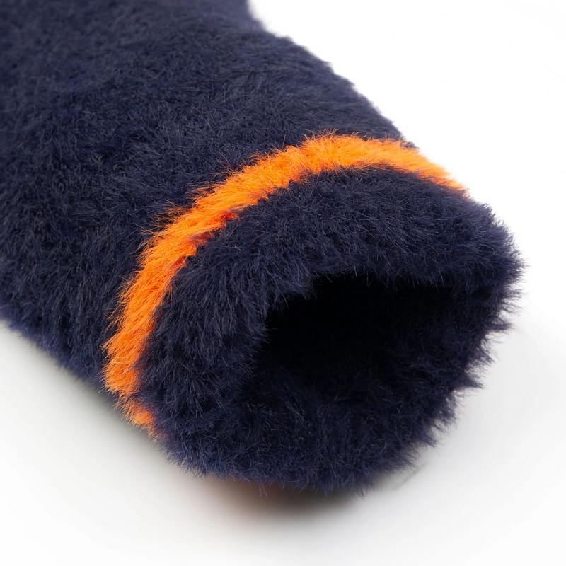 Dents Feather Yarn Knitted Mitten Navy/Pumpkin 6-3294-NAVY-PUMPKIN cuff