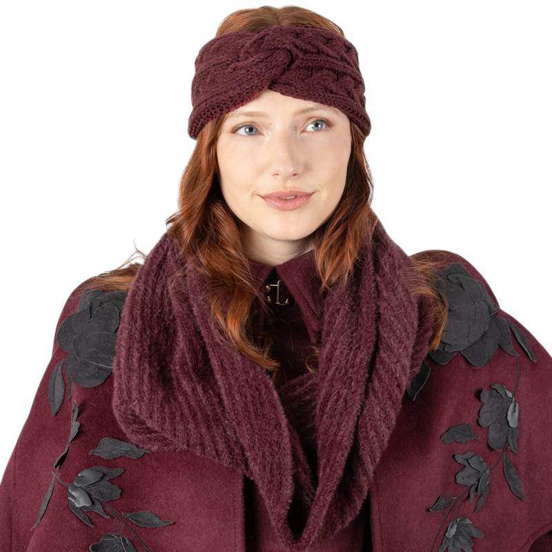 Dents Feather Yarn Knitted Snood Damson 4-2859 model