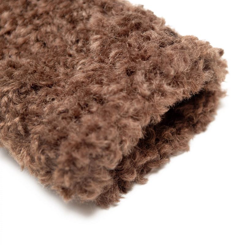 Dents Teddy Fur Mitten Chocolate 6-4292 detail
