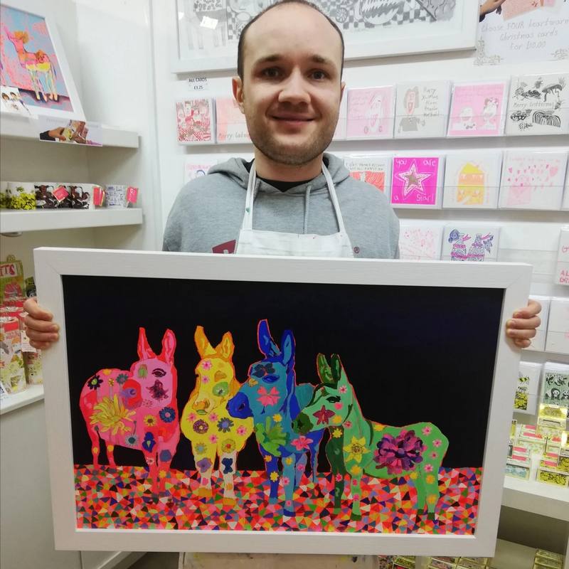 Dusty Road Dark Chocolate Bar with Marshmallows & Biscuit artist