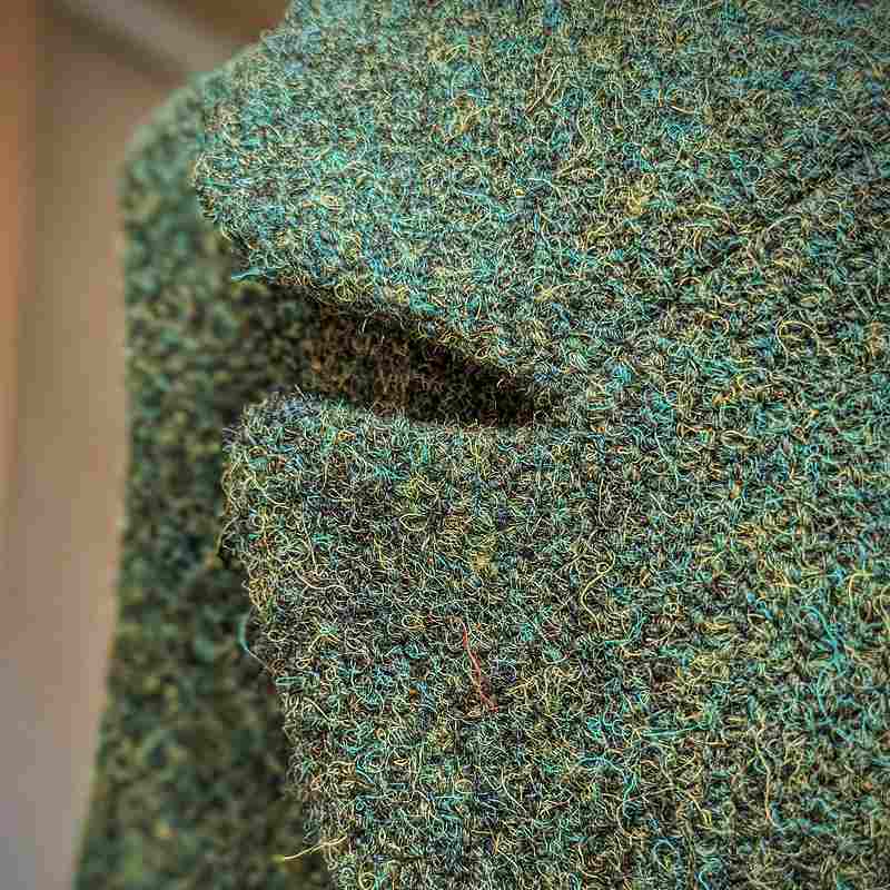 Eliz Scott Harris Tweed Taylor Long Gilet Green 252 lapel 2