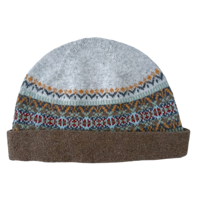 Eribe Knitwear Alloa Beanie in Hazel & Grace folded hem rear