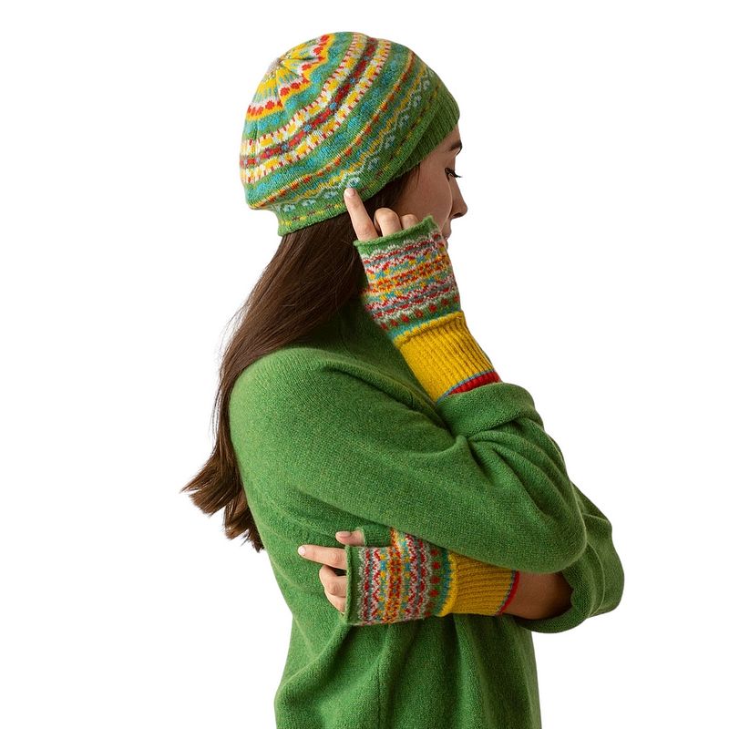 Eribe Knitwear Alloa Open Mitt in Green Lilli on model 2