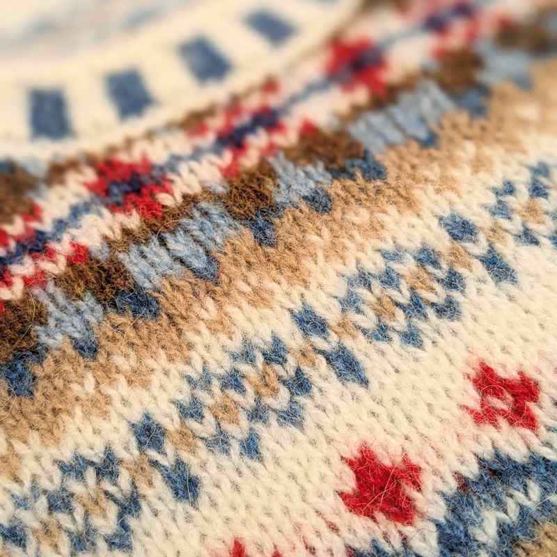 Eribe Westray Fairisle Vest in Cotswold V4247 detail