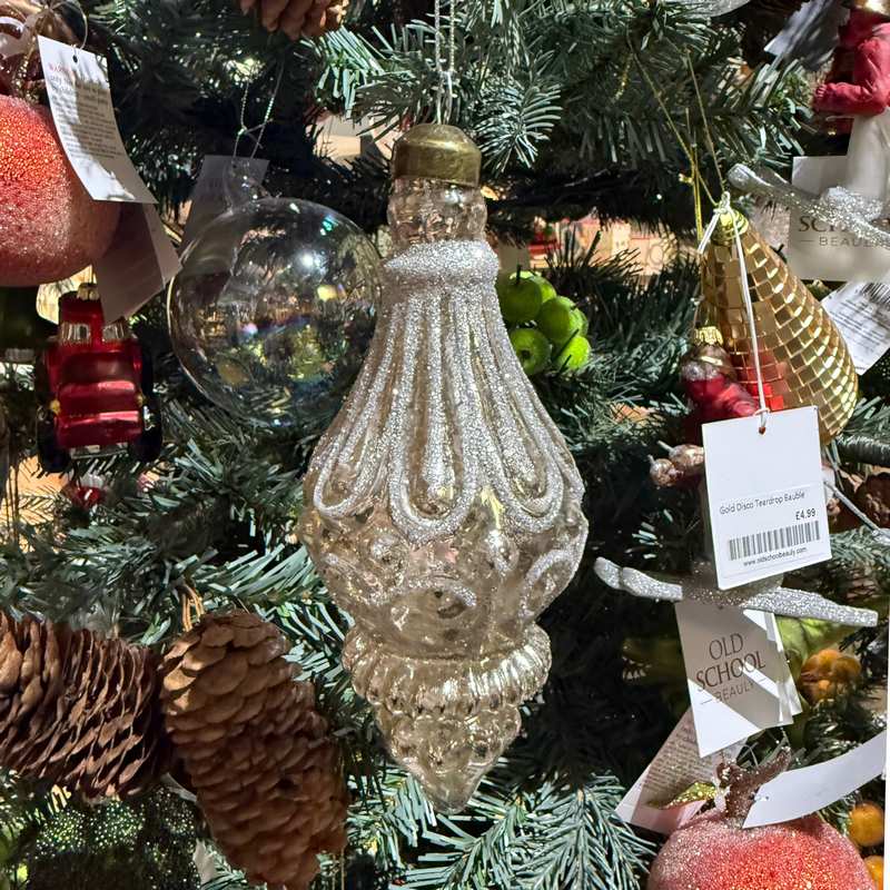 Gisela Graham Clear Embossed Glass Finial Drop 02394 on tree