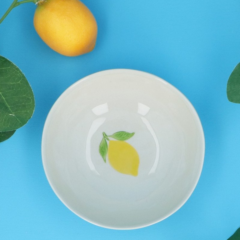 Gisela Graham Lemon Hand-painted Stoneware Mini Bowl 80109 lifestyle 1