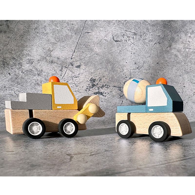 House Of Marbles Wooden Clockwork Construction Vehicles lifestyle