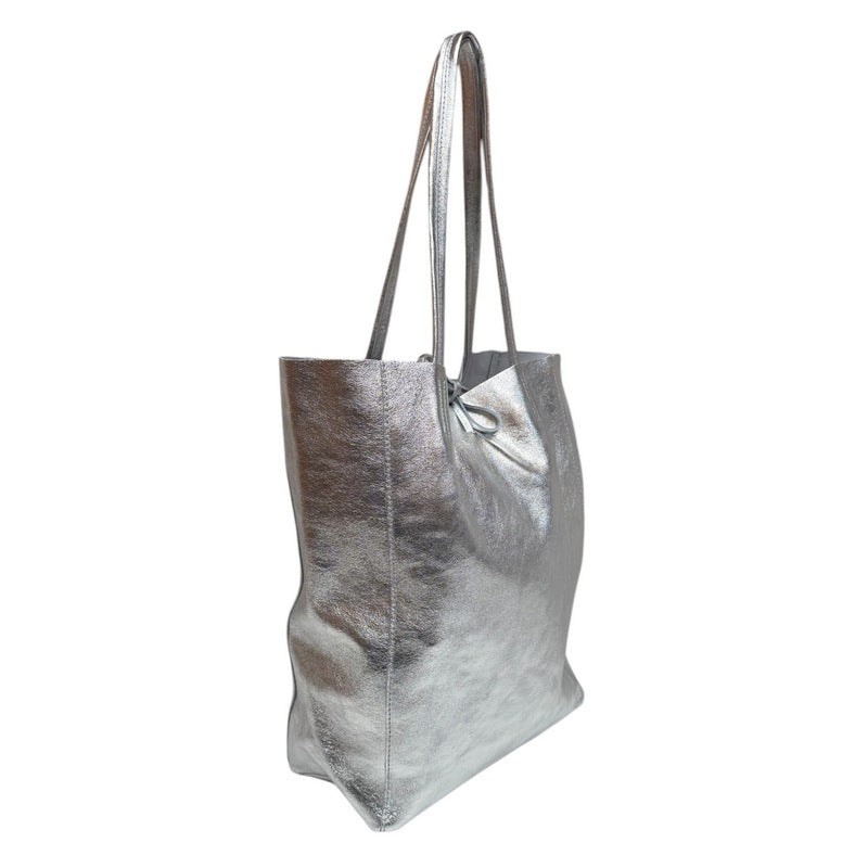 Italian Big Leather Tote in Silver angled