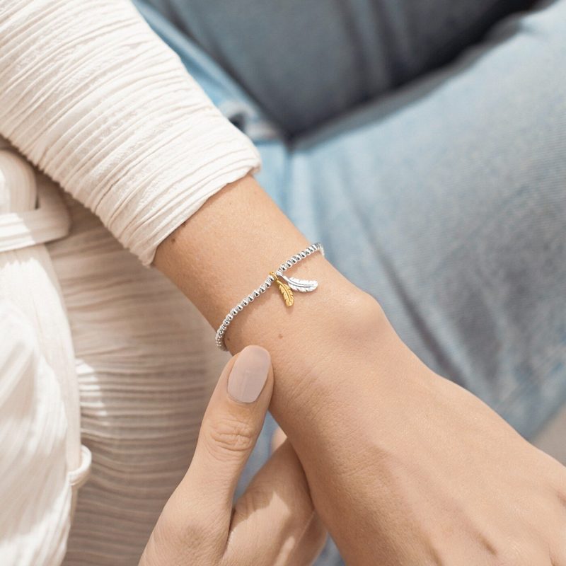 Joma 3801 A Little Feathers Appear When Loved Ones Are Near on model