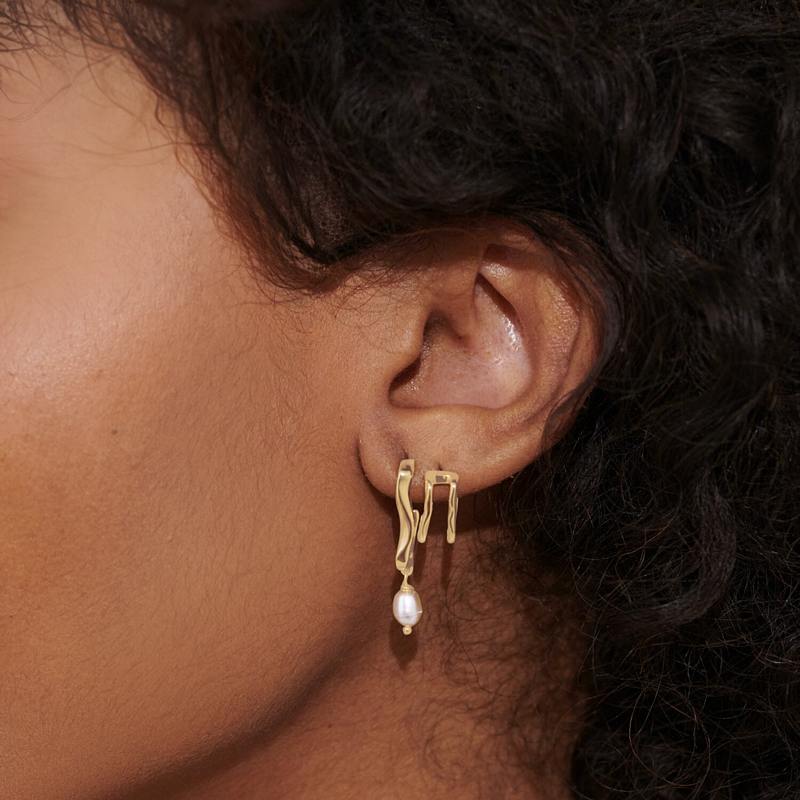 Joma Jewellery 8473 Soul Shine Earring Stack Textured Pearl Set of 2 Drop Earrings model
