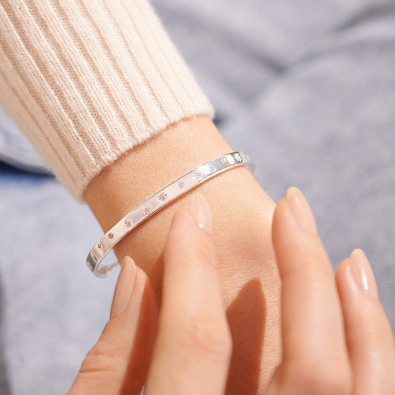 Joma Jewellery Silver Bar Bracelet CZ Stars 6122 on model