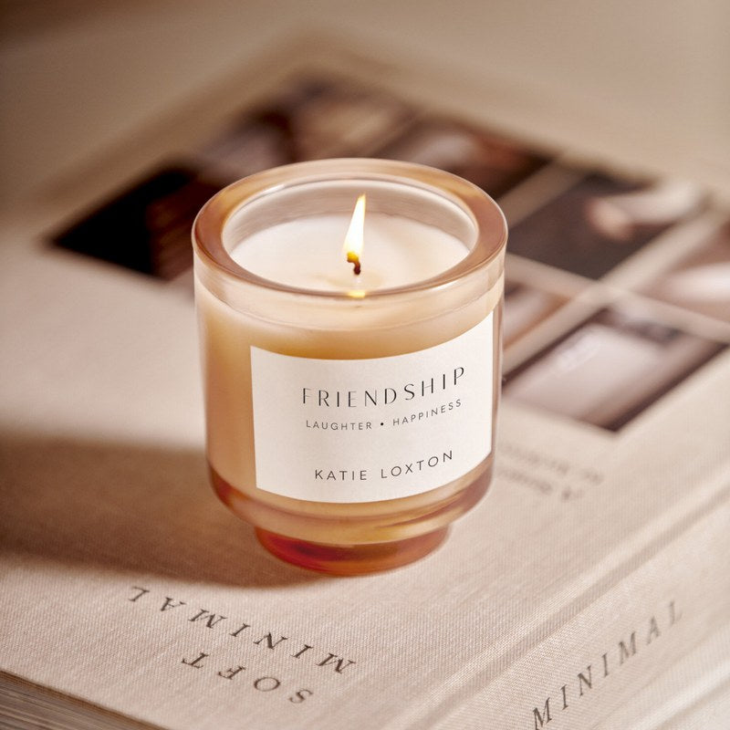 Katie Loxton Sentiment Candle Friendship Peach Rose And Sweet Mandarin KLC360 lifestyle