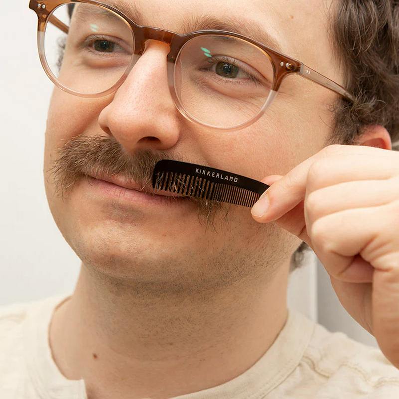 Kikkerland Mini Moustache Comb CM02 model