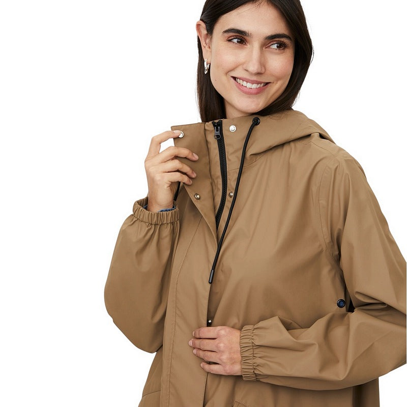 Masai Clothing Tunalle Coat Otter 1011958-4103S on model close-up front