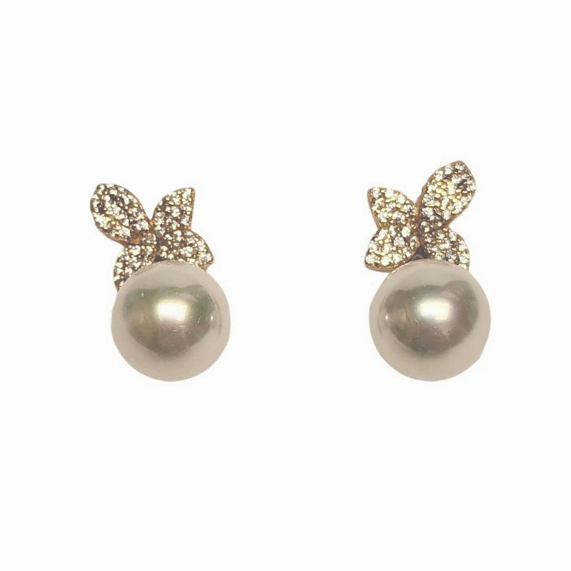 Old School Beauly Jewellery 2ES301 Flower & Synthetic Pearl Earrings Gold Plated front