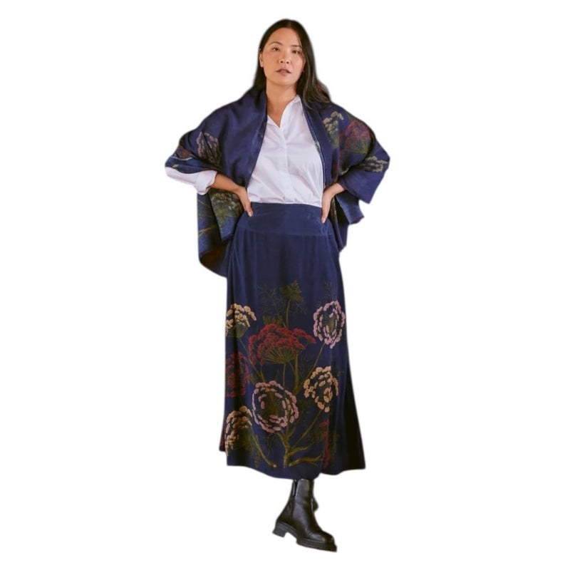 One Hundred Stars A-line Maxi Skirt Parsley Seed Navy on model main