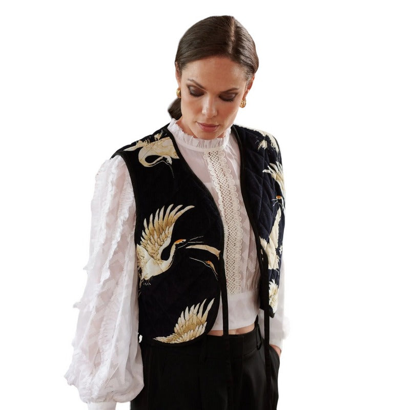 One Hundred Stars Gilet Stork Black GILSTOBLK on model side