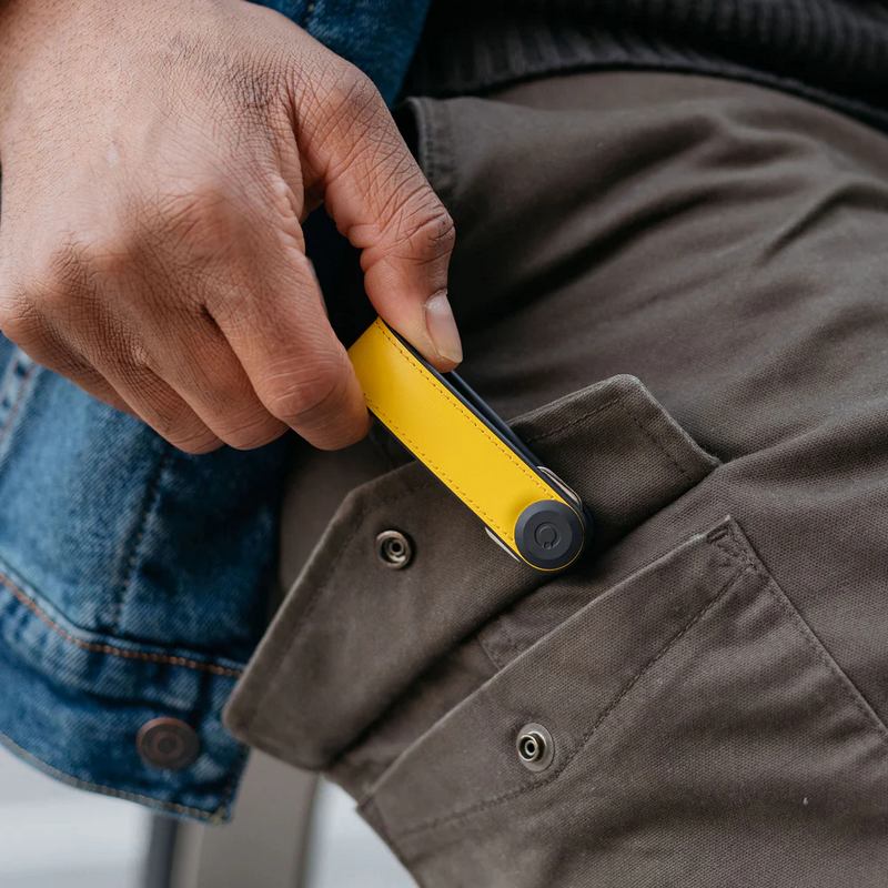 Orbitkey Key Organiser Hybrid Leather Solar Yellow lifestyle 1