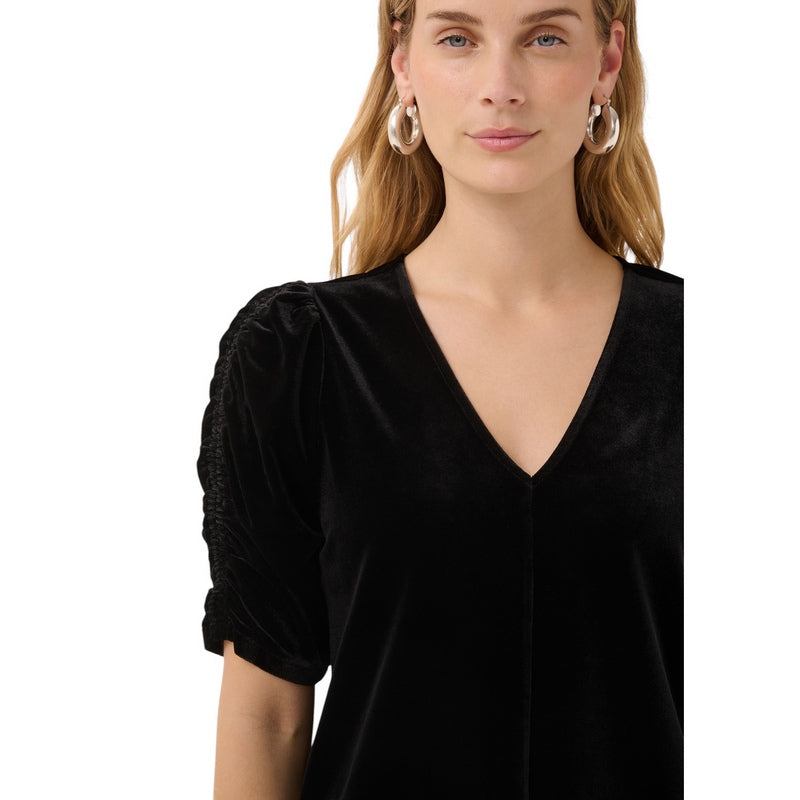 Part Two Clothing Valeriia Velvet Blouse Black 30311019-194008 on model sleeve detail