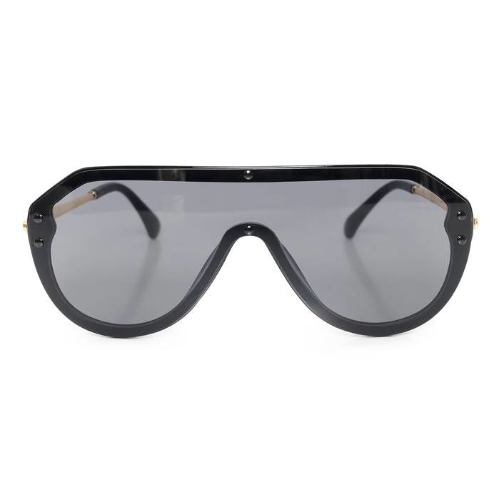 Part Two Giani Sunglasses Black on model front