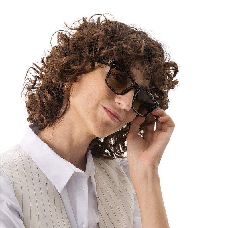 Part Two Rino Sunglasses Tortoiseshell on model side