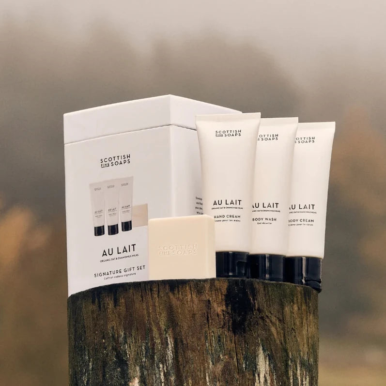 Scottish Fine Soaps Au Lait Signature Gift Set S20006 lifestyle