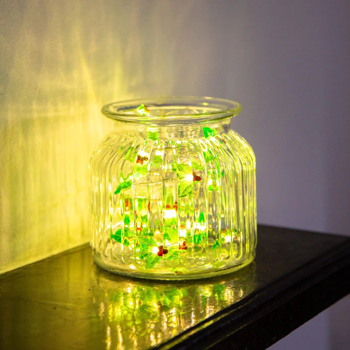 Talking Tables Green Holly String Lights BC-HOLLY-LIGHTS-V2 lifestyle 3