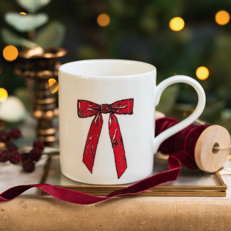Toasted Crumpet Designs Bow Mug Gift Boxed FM48 lifestyle