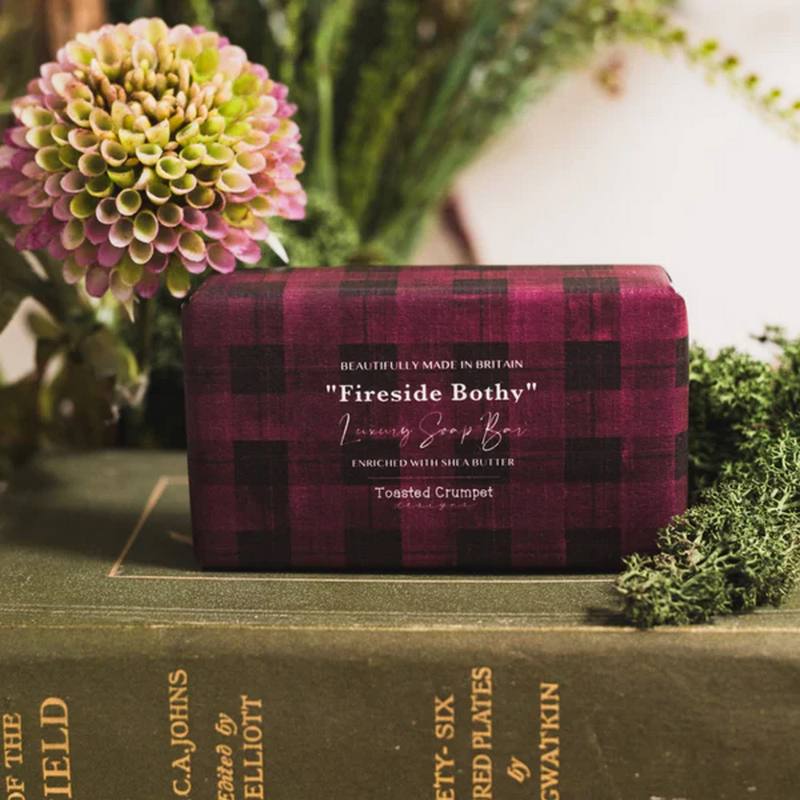 Toasted Crumpet Fireside Bothy Soap 190g SO109 lifestyle