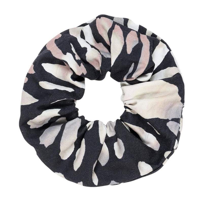 Tutti & Co Hush Large Scrunchie SCR55 main