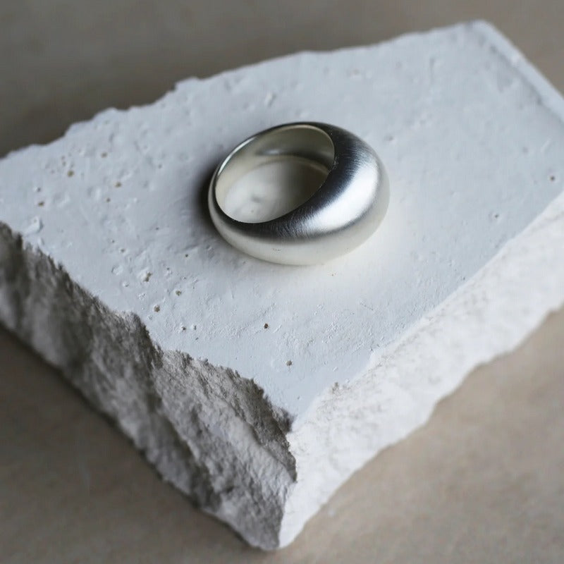 Tutti & Co Jewellery Hush Ring Silver RN328S still life