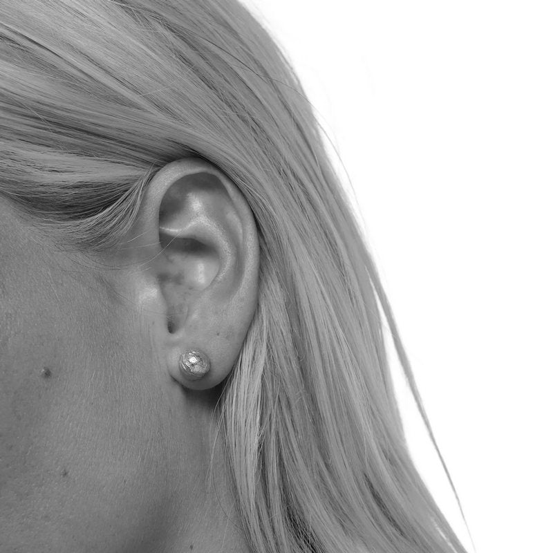 Tutti & Co Jewellery Sphera Earrings Silver EA721S on model