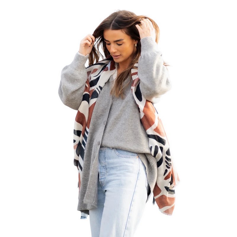 Tutti & Co Tribe Scarf S371on model 1