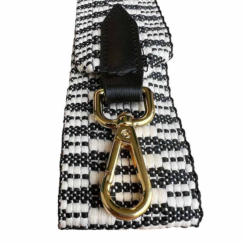 Wide Bag Strap Geometric Black & White detail
