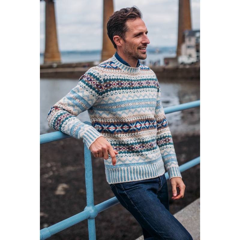 Eribe Knitwear Brodie FairIsle Wool Sweater Nordic P4196 on model side