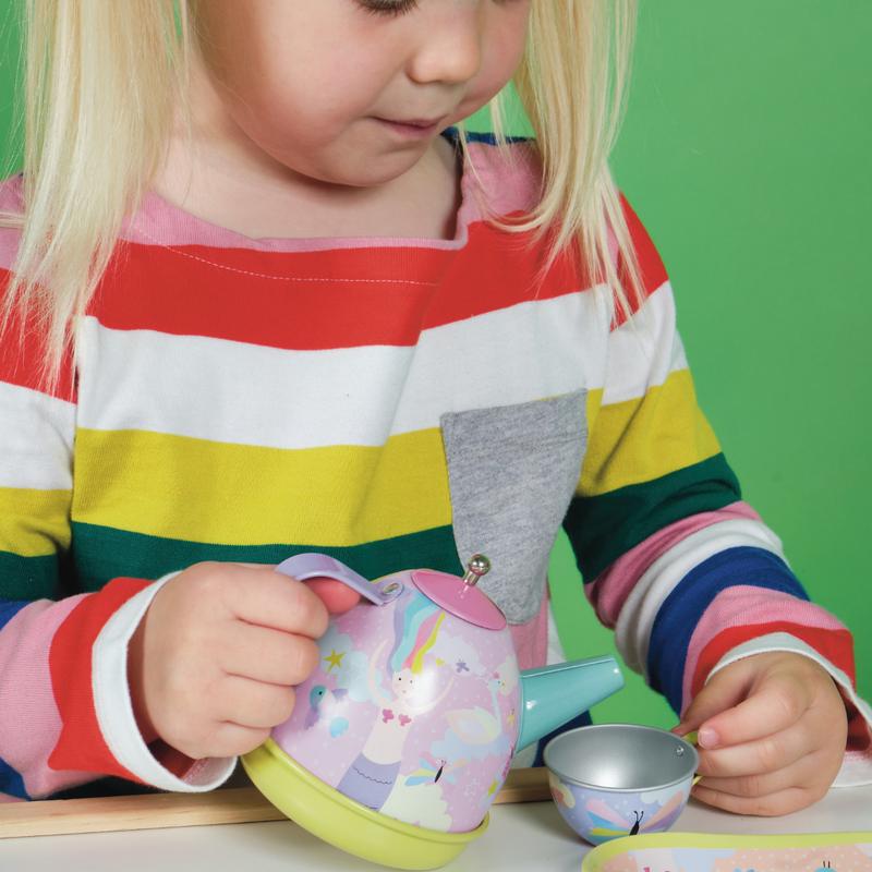 Floss & Rock Musical Tin Tea Set Fantasy 43P6398 teapot in use