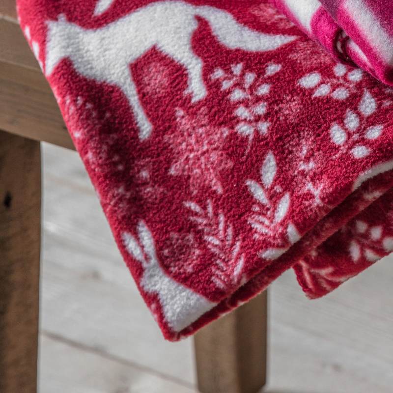 Forest Animal Fleece Throw Red 5059413137310 lifestyle
