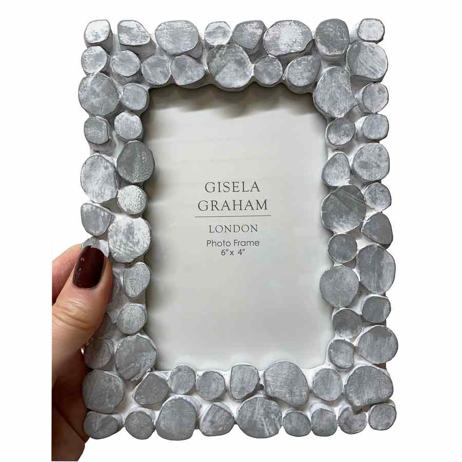 Gisela Graham White Wash Pebble Resin Photo Frame