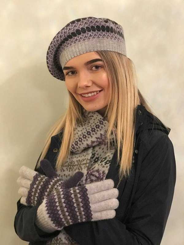 Model wearing Hermione Granger Scarf with matching Hat and Gloves