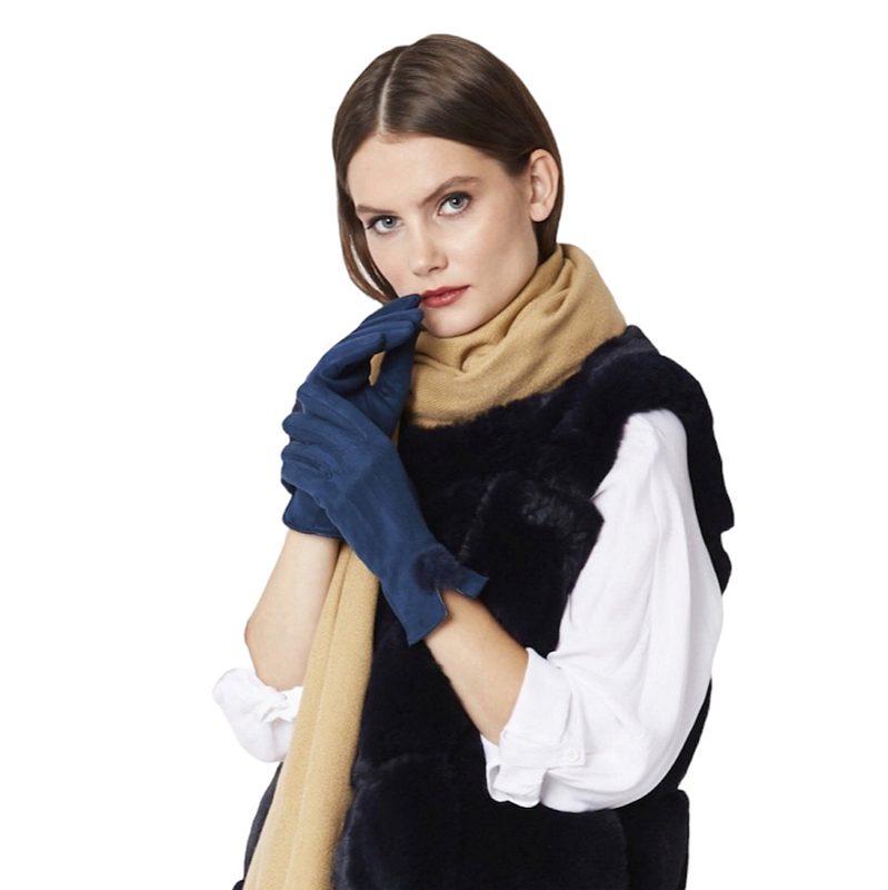 Jayley Fashion Faux Suede Gloves with Pompom in Navy GLVSU6A-07 on model side