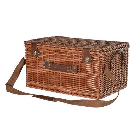 Large Rattan Deluxe Picnic Basket closed