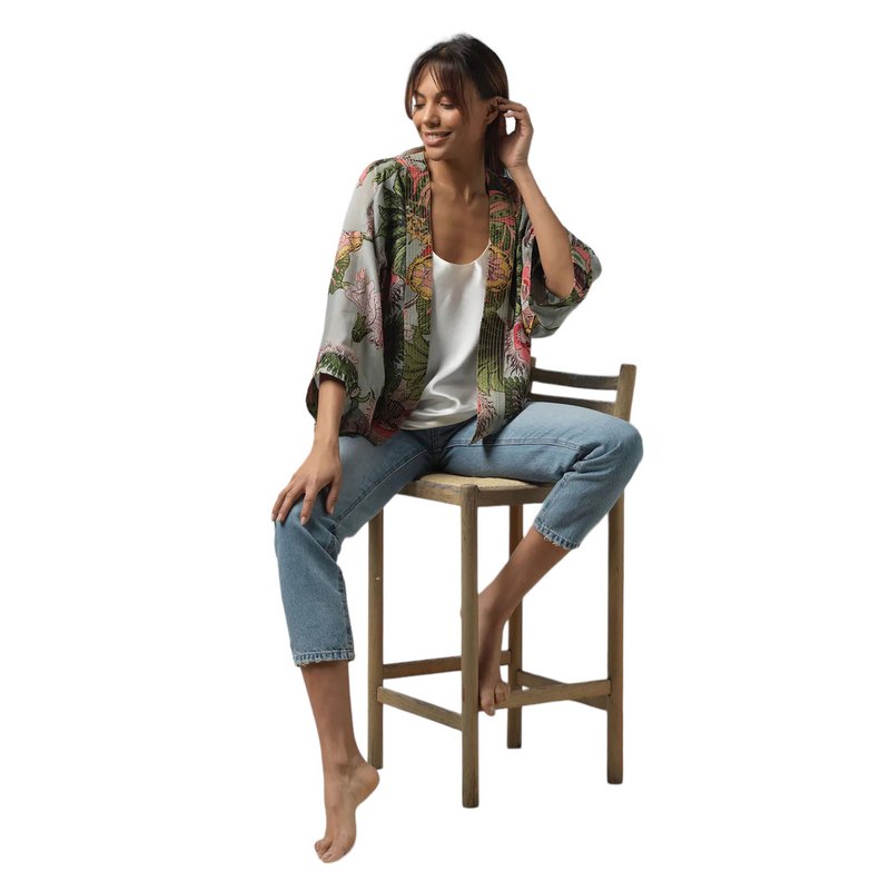 One Hundred Stars Kimono Eccentric Blooms Putty on model front