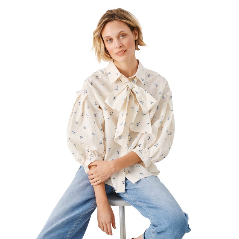 Part Two Clothing Ninea Cotton Shirt in Della Robbia Blue Bouquet Print 30306676-301200 on model front