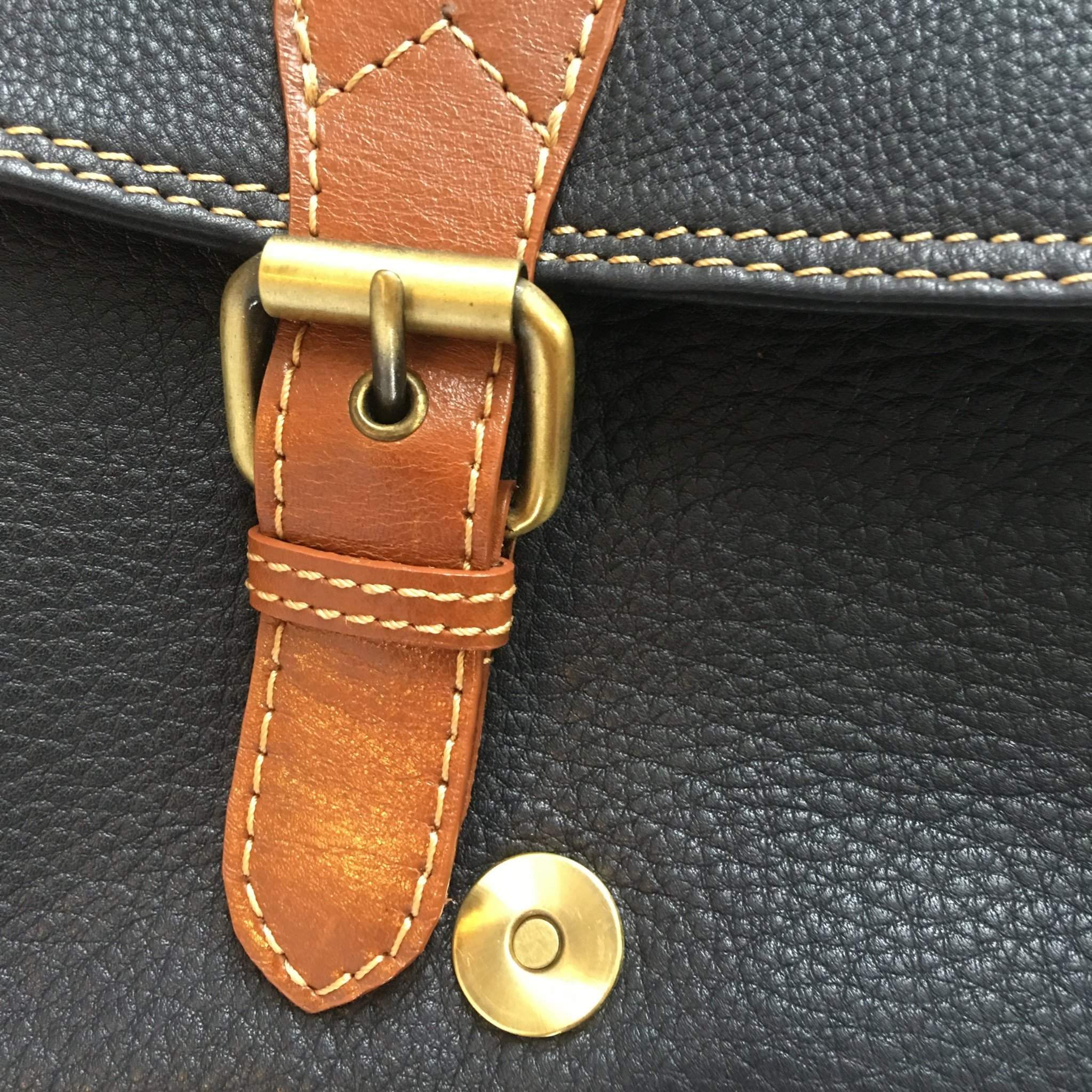 Prelude Half Flap Shoulder Bag Navy detail